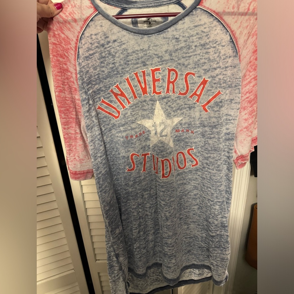 Vintage, universal studios classic shirt, hidden gem for collectors